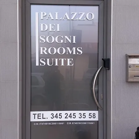 Palazzo Dei Sogni Alojamento de Acomodação e Pequeno-almoço *